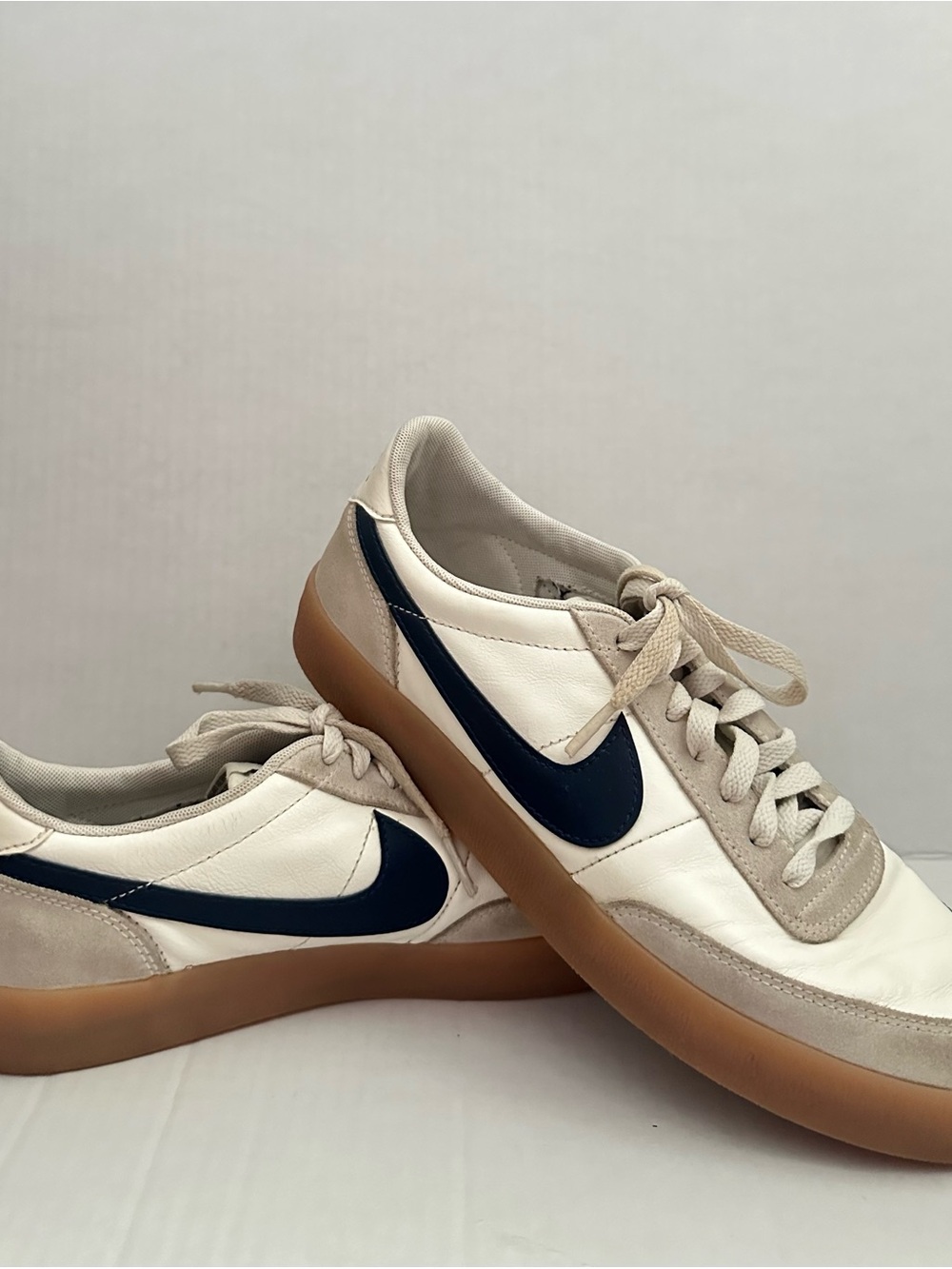 Nike Men's White Sneakers with Navy Swoosh and Gum Sole